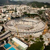 Rio de Janeiro: Maracanã workers on warning strike