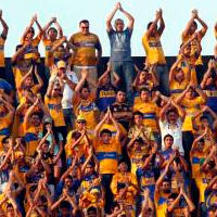 Mexico: Giant invasion of Tigres fans