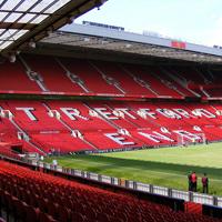 Manchester: United checking if roof isn’t spoiling the atmosphere