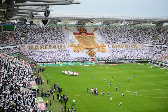 Legia's tifo