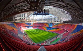 Amsterdam: Record turf relaying at ArenA