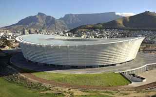 Cape Town: “Anchor tenant would stem the bleeding”