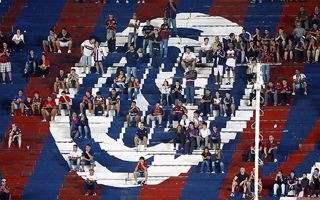 Argentina: Fatal fall in Buenos Aires derby