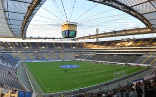 Frankfurt: Eintracht want 18,000 standing places!