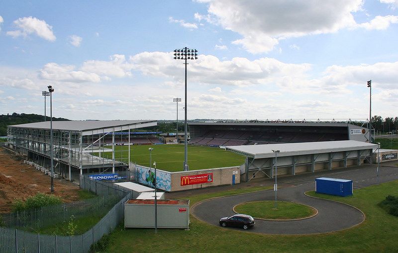 Sixfields