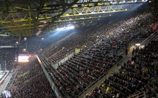 Dortmund: Tragedy overshadows victory, Westfalenstadion in silence