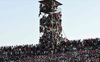 Nigeria: Tragedy avoided, stadium occupancy over 160%!