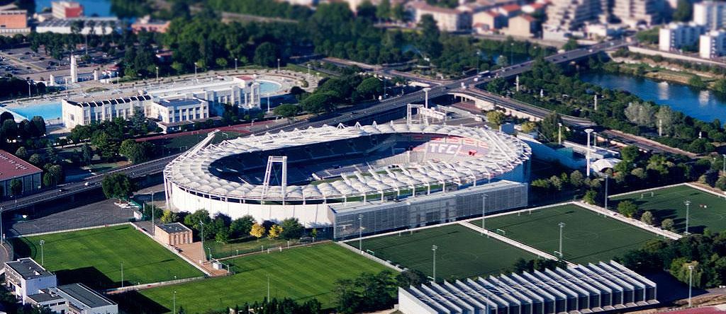 Stadium de Toulouse / Wembley
