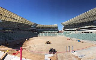 Regina: Field installation begins at Mosaic Stadium