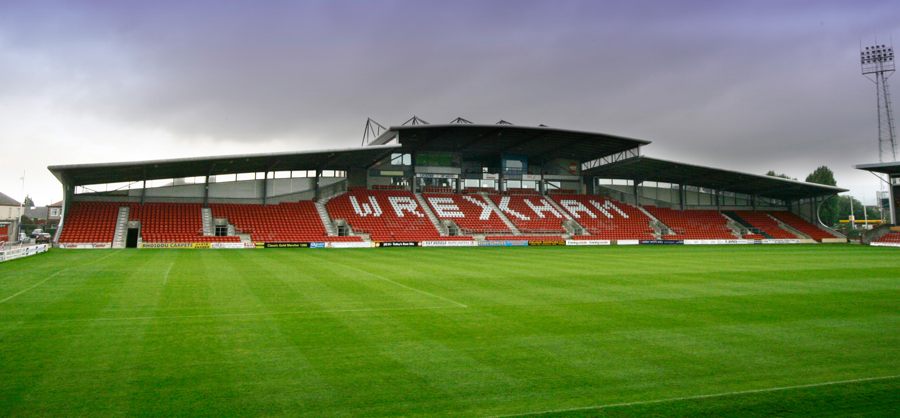 Racecourse Ground