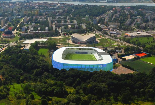 Stadion w Sosnowcu, ale w Płocku