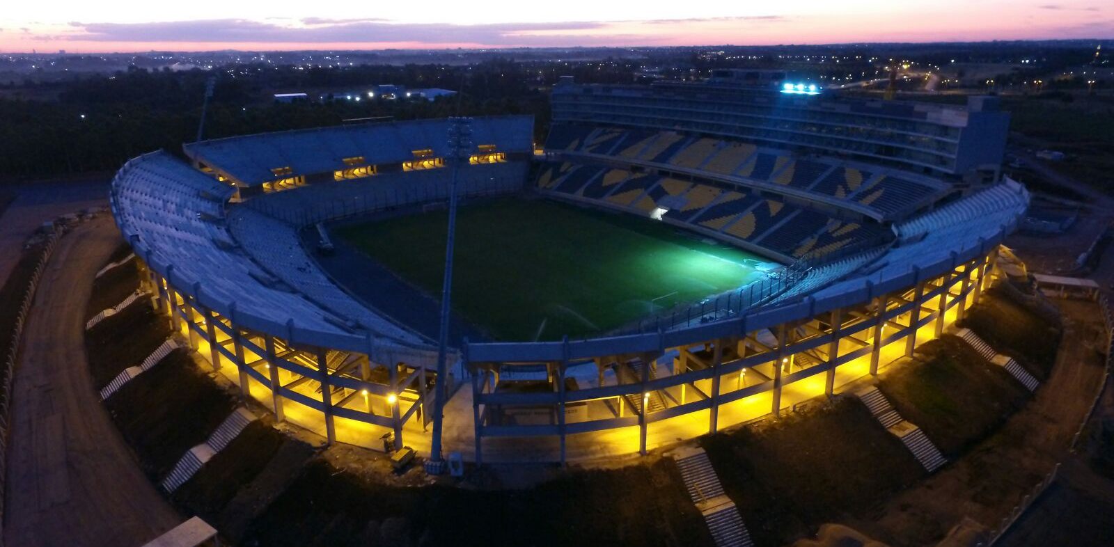 Estadio Campeón del Siglo