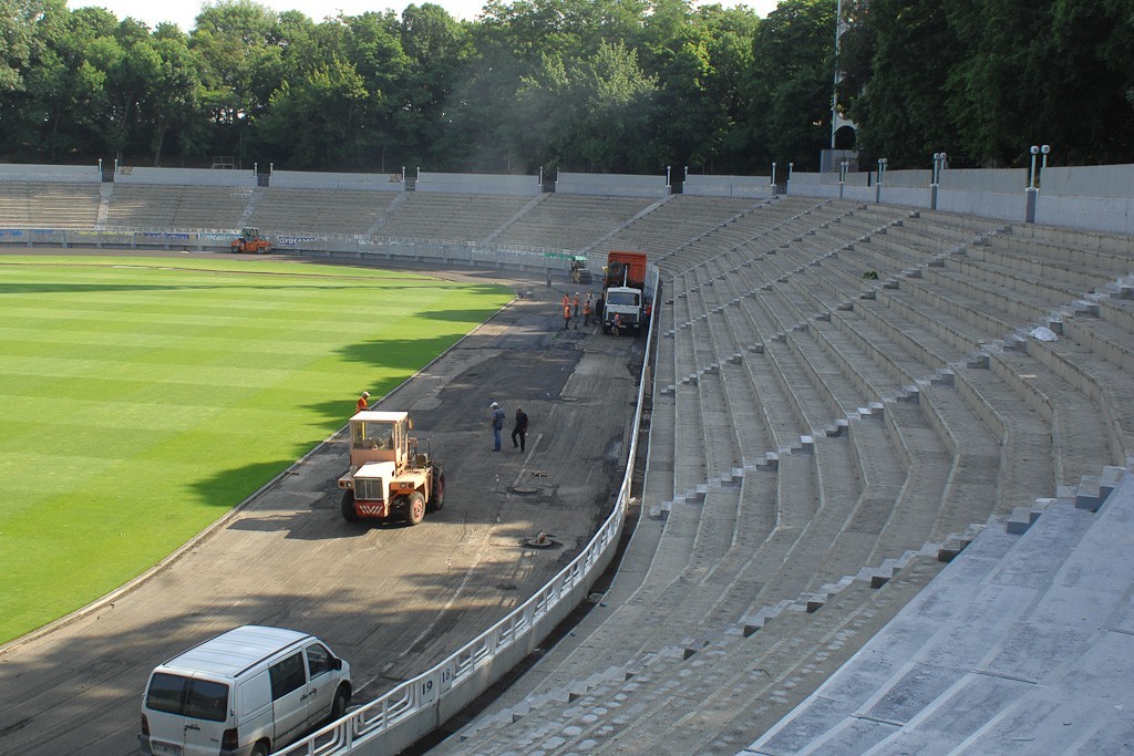 Stadion Lobanovskyi