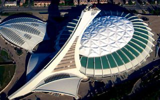 Montreal: Olympic Stadium becomes refugee centre