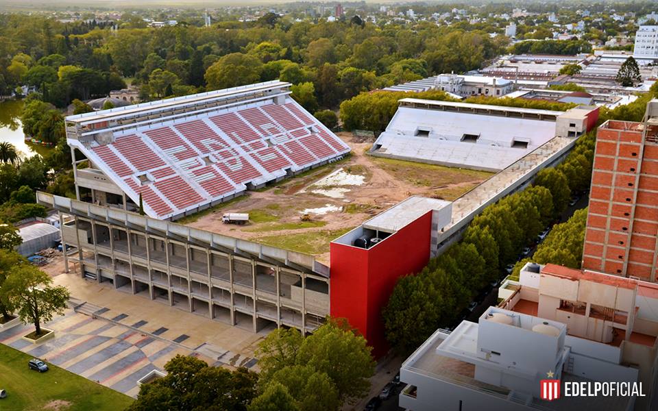 Estadio Jorge Luis Hirschi