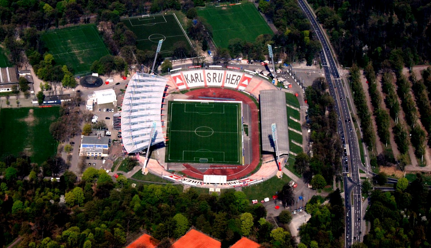 Karlsruher SC stadion