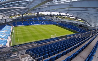 England: Brighton abandoning cash payments at Amex Stadium