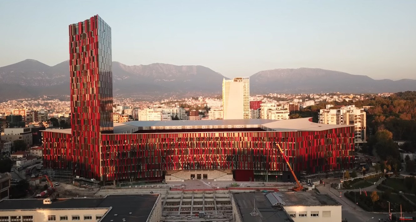 Arena Kombëtare in Tirana