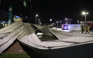 Belgium: Ciara rips roof off Ghelamco Arena