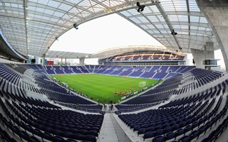 Portugal: Tax inspectors enter top stadiums