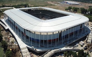 Bucharest: Opening of Stadionul Steaua in April?