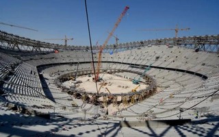 Qatar 2022: Lusail Stadium bracing for big lift