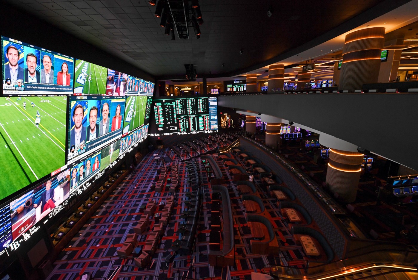 sportsbook in allegiant stadium