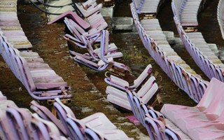 Romania: Dramatic state of Timișoara stadium, waiting only for demolition