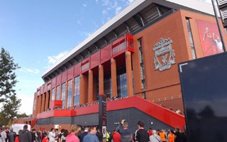 England: Chaos outside Anfield as new ticketing system fails