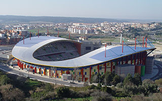 Portugal, Ukraine: Euro stadiums to shelter refugees