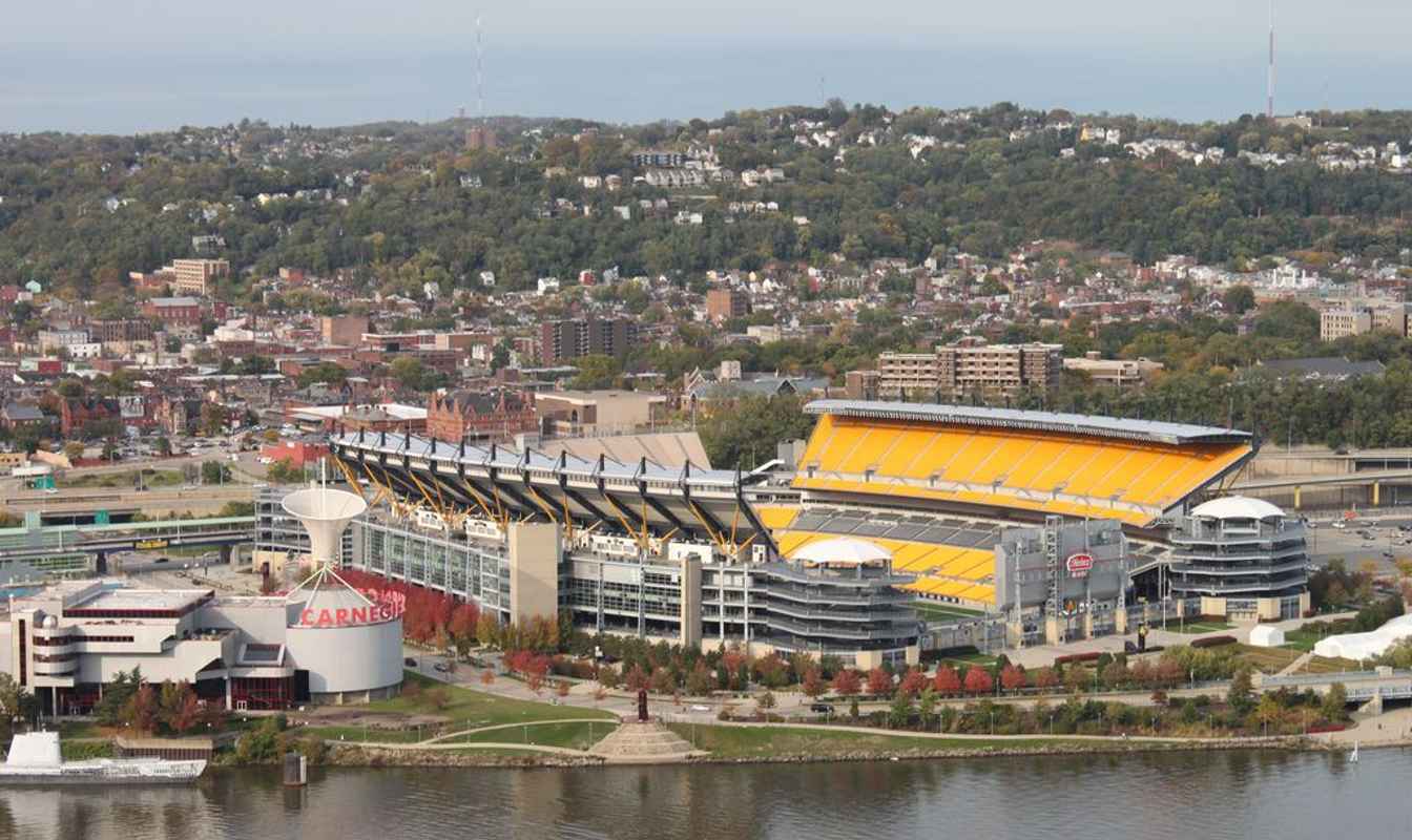 Pitt Football Practice Acrisure Stadium Formerly Heinz Field Pittsburgh  Ncaa Stock Video Footage by ©BlackBoxGuild #606073826