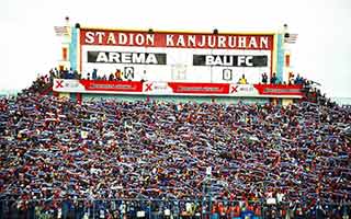 Indonesia: Tragedy at stadium in Malang, over 125 victims