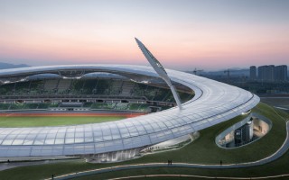 China: An underground stadium out of this world 