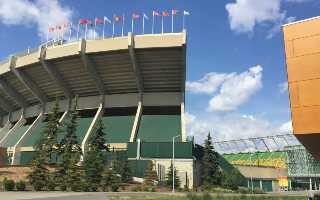Canada: Commonwealth Stadium served as a winter sports venue 