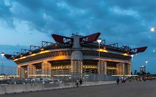 Italy: We don't want pee on our walls - Milan stadium saga