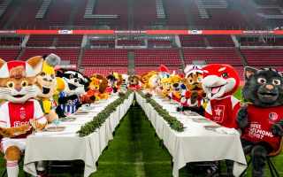 Netherlands: Unique Christmas Eve of club mascots at PSV stadium