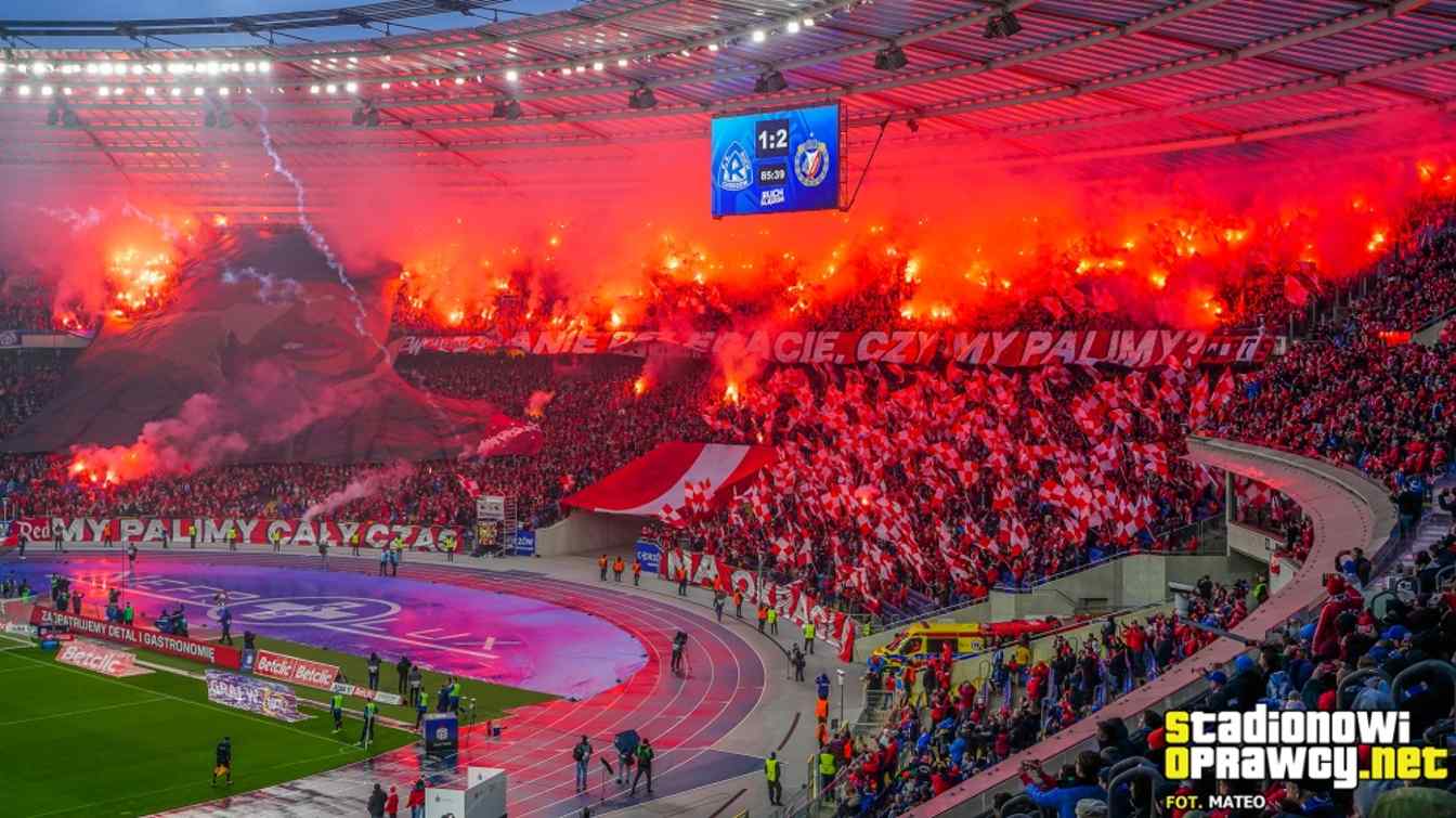 Fans during match Ruch Chorzow - Widzew Lodz