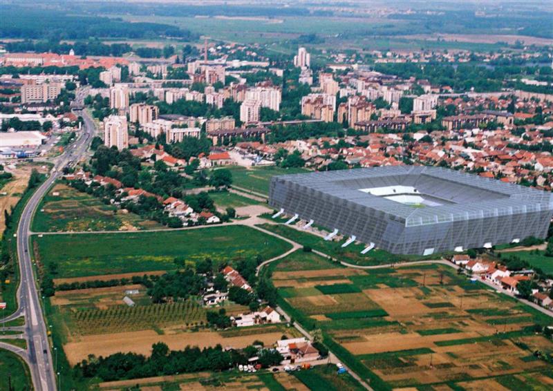 File:StadionDraganNikolic.jpg - Wikipedia