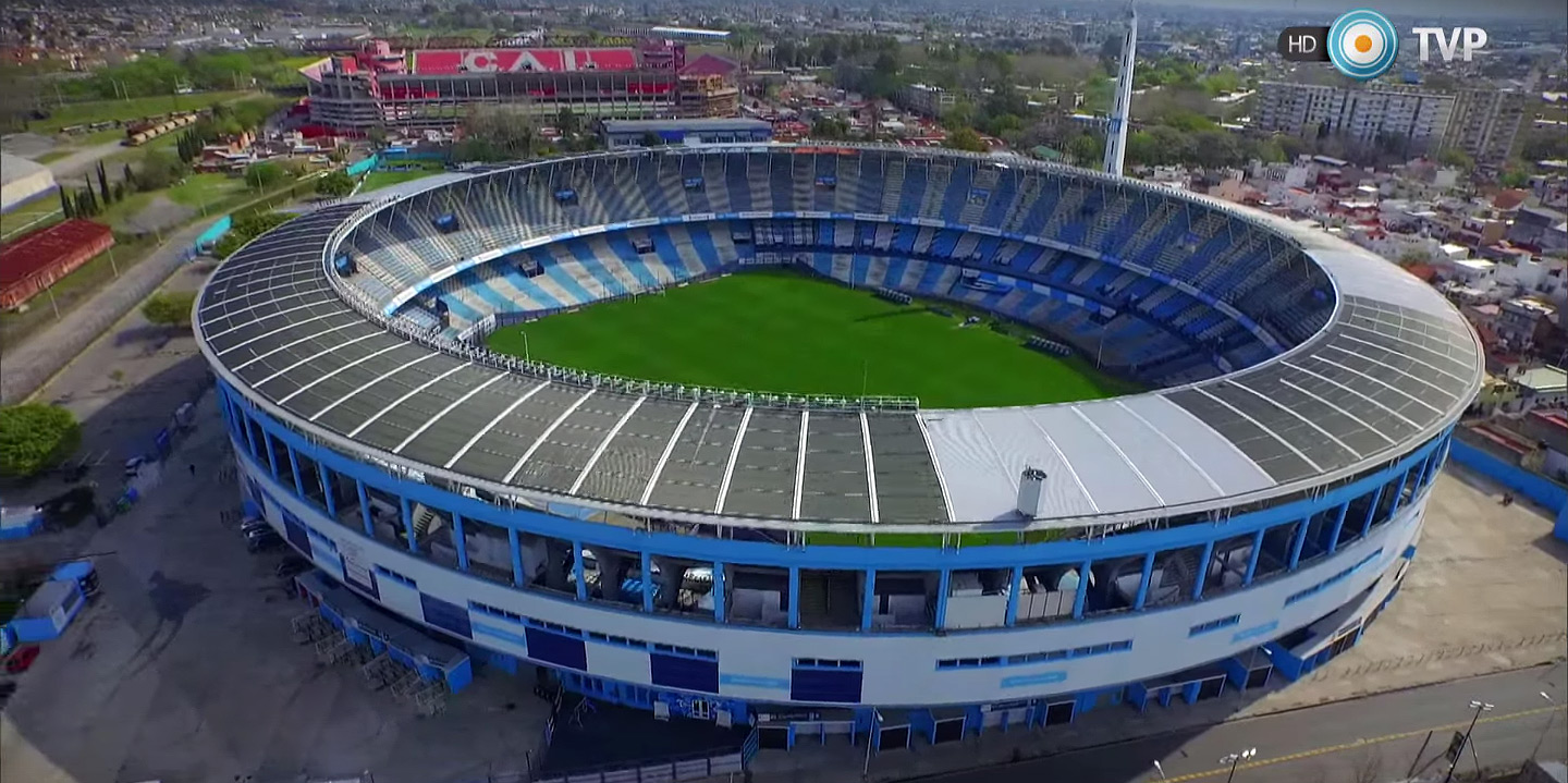 Estadio Presidente Juan Domingo Perón (El Cilindro) –