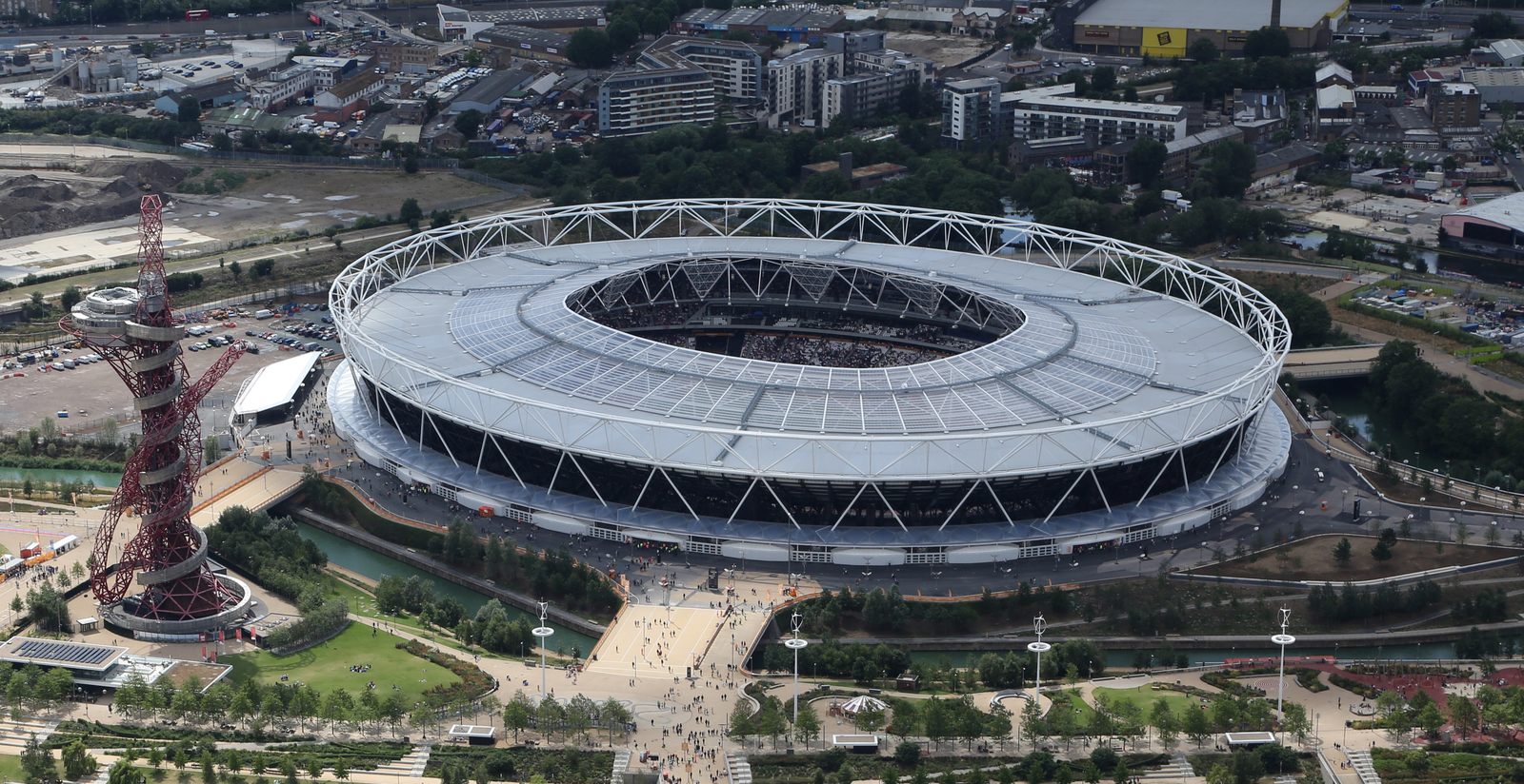 MyndaniÃ°urstaÃ°a fyrir olympic stadium London controversy