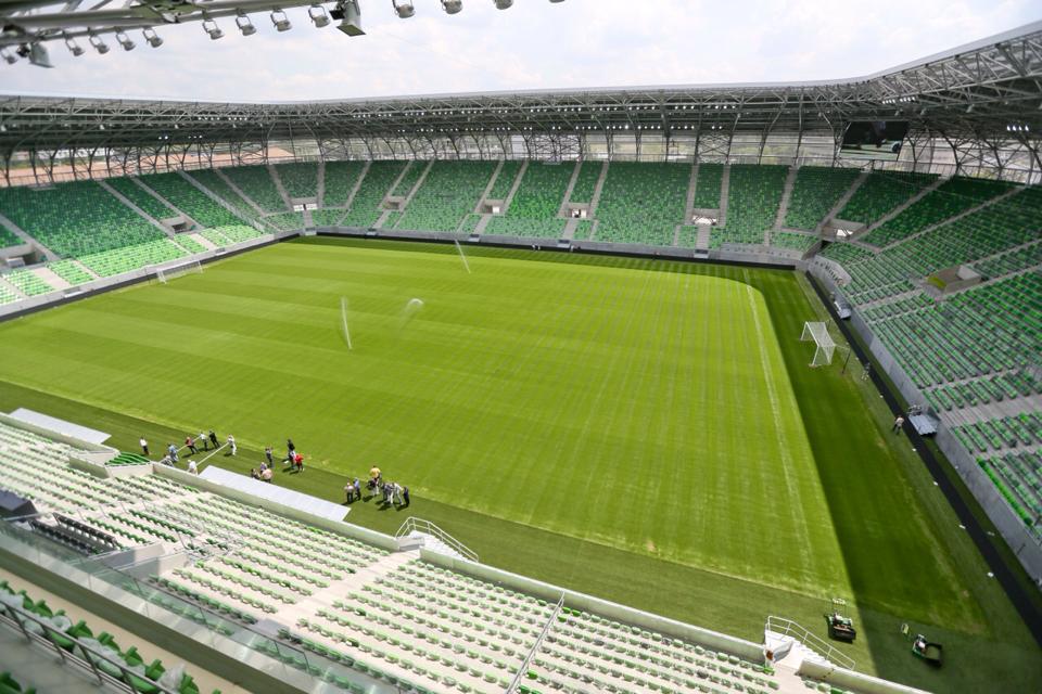 Ferencváros Stadion - Football Stadium