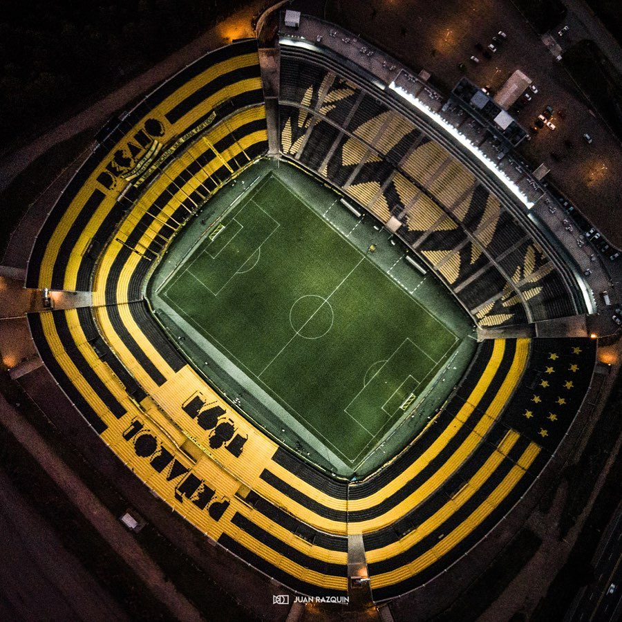 Championes de futbol Peñarol — Stadium