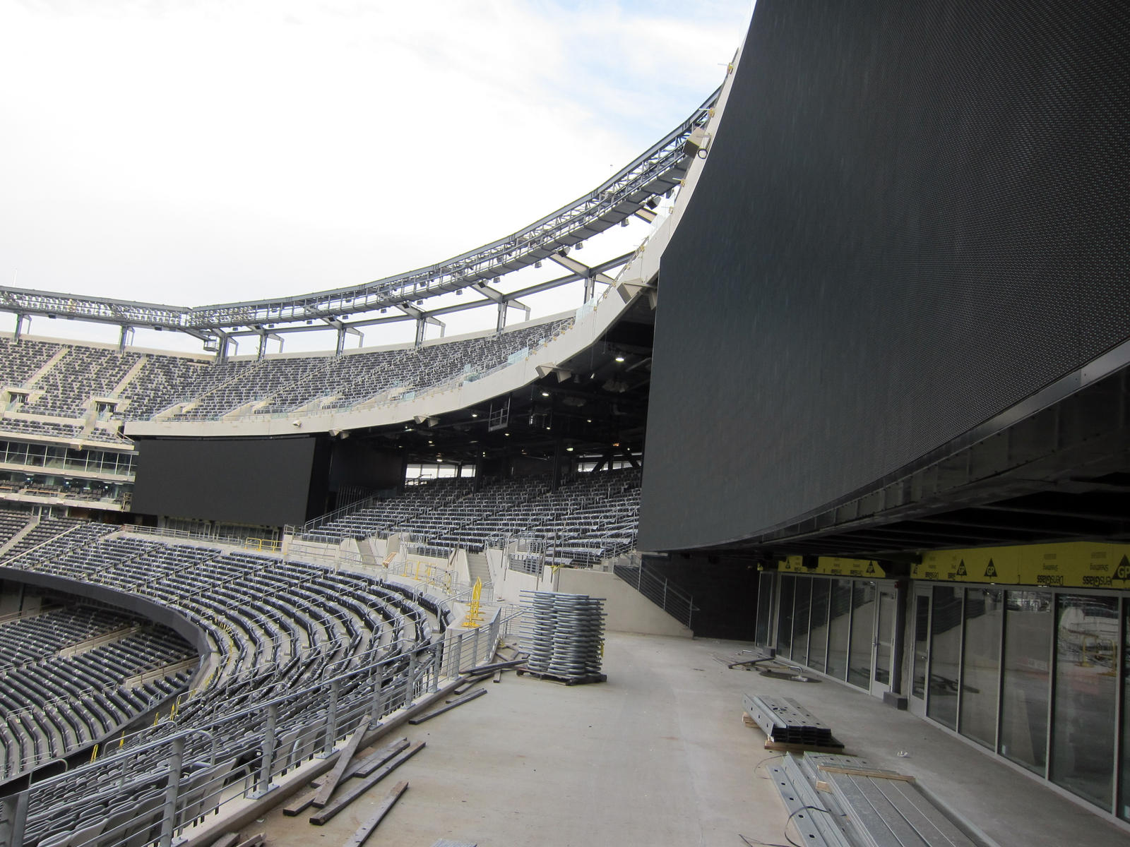 MetLife Stadium (New Meadowlands Stadium) –