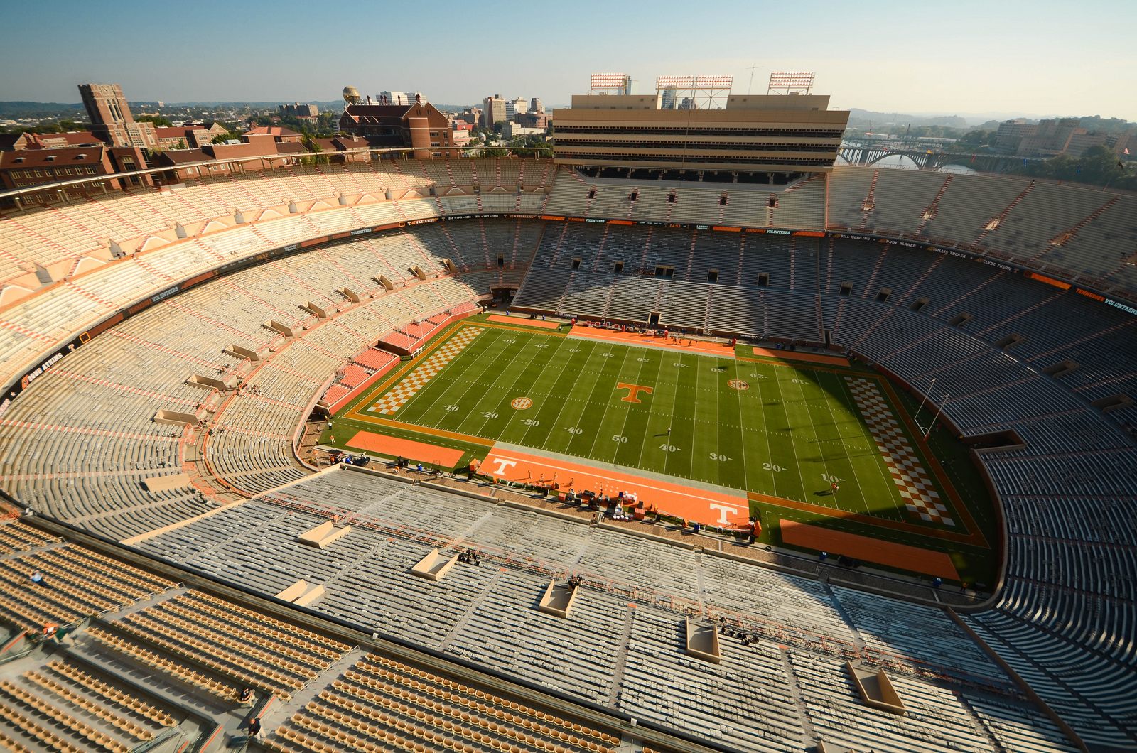 Top 10 Largest capacity College Football Stadiums 58 OFF
