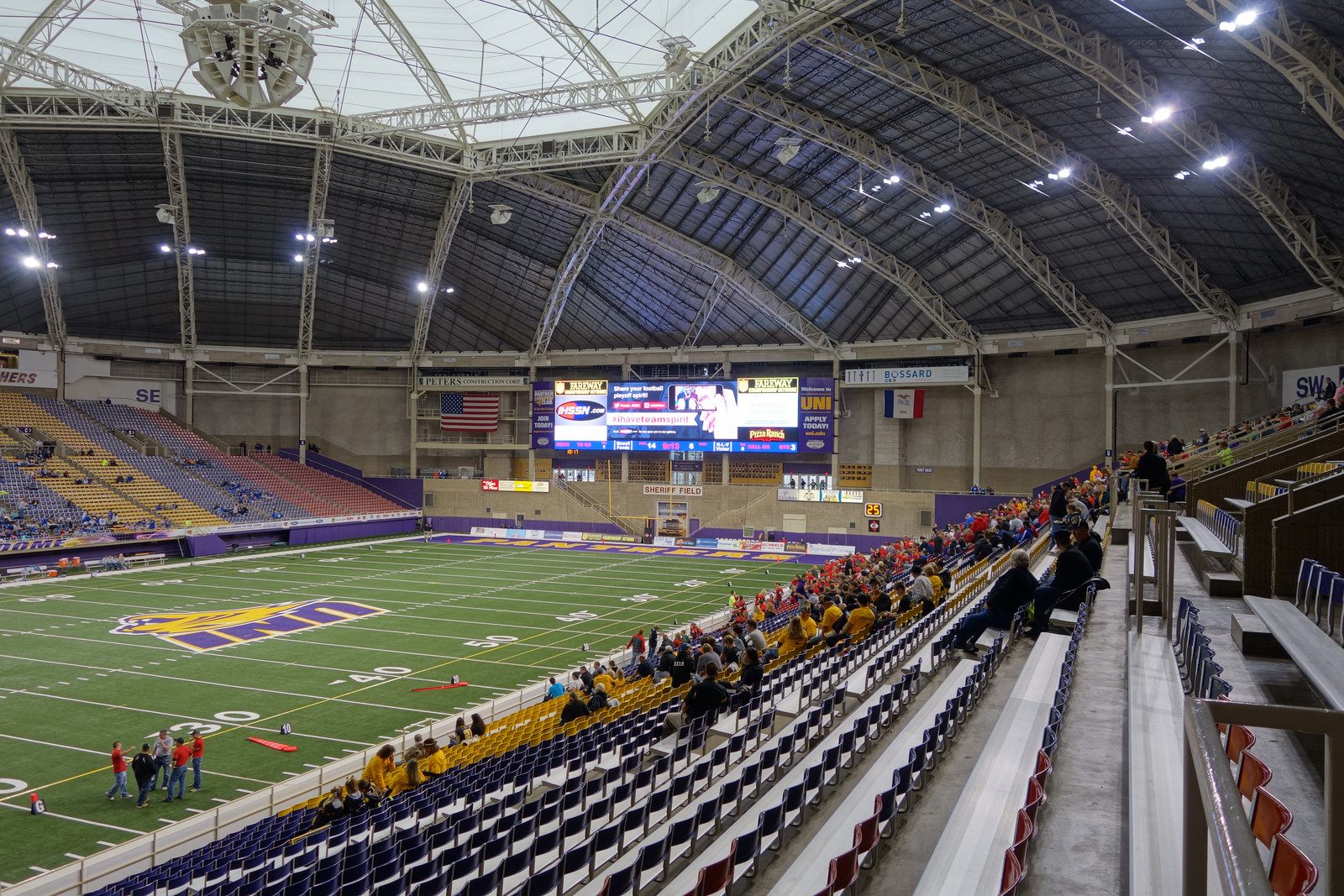 UNI-Dome – StadiumDB.com