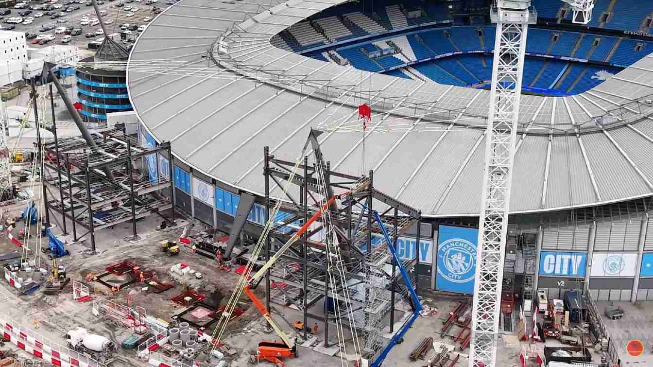 Construction of Etihad Stadium (City of Manchester Stadium / Eastlands)