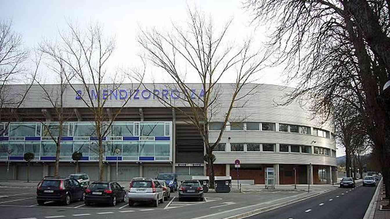 Estadio de Mendizorrotza