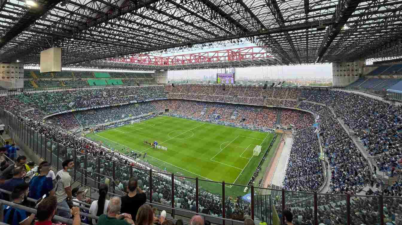 Stadio Giuseppe Meazza (Stadio San Siro)