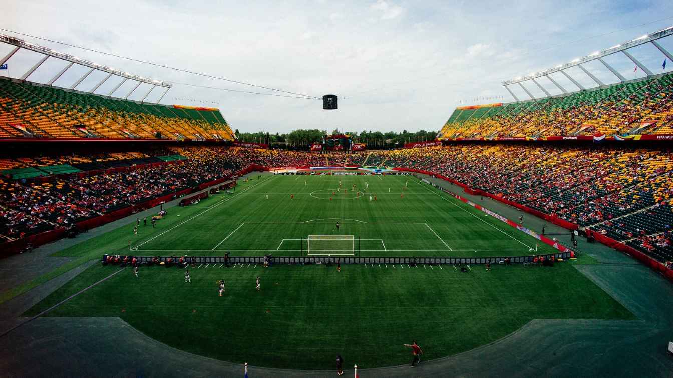 Commonwealth Stadium