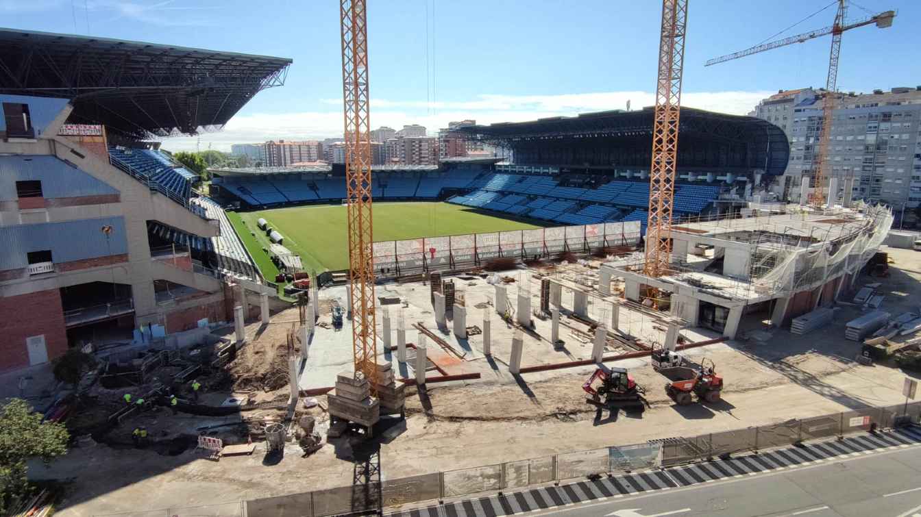 This is how Grada de Marcador, Gol's twin, construction looked like